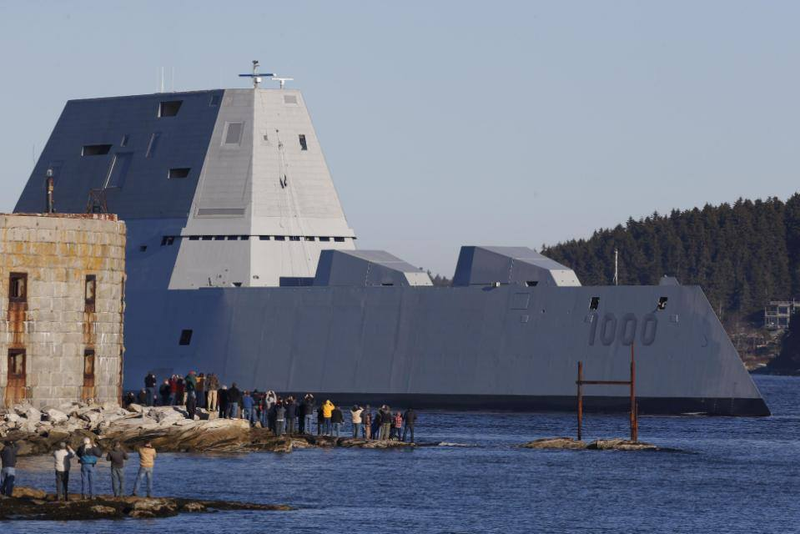 Illustration for article titled USS Zumwalt Heads to Sea